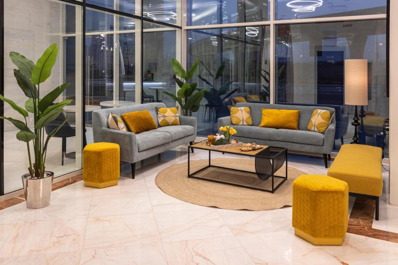 Viola Hotel Apartments Sharjah Exterior photo
