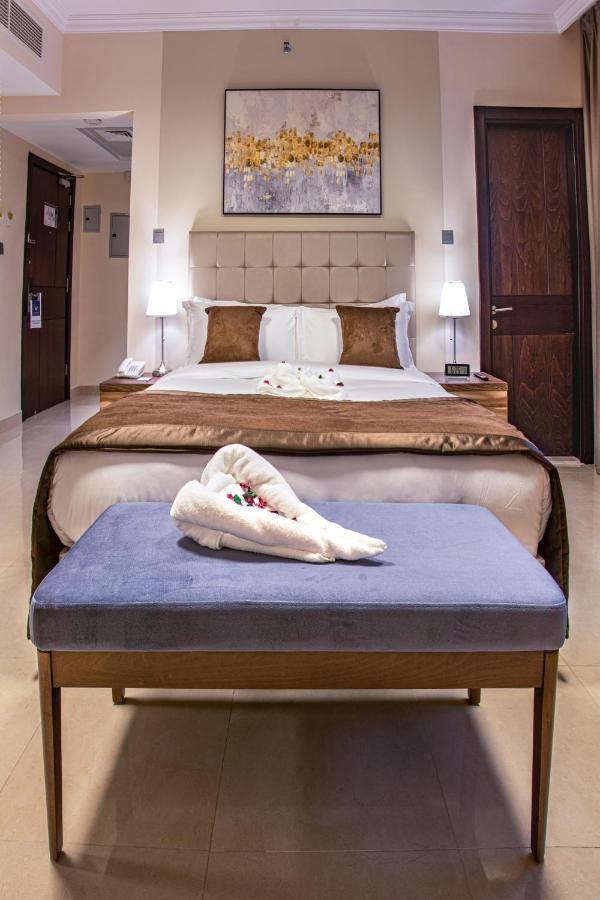 Viola Hotel Apartments Sharjah Exterior photo