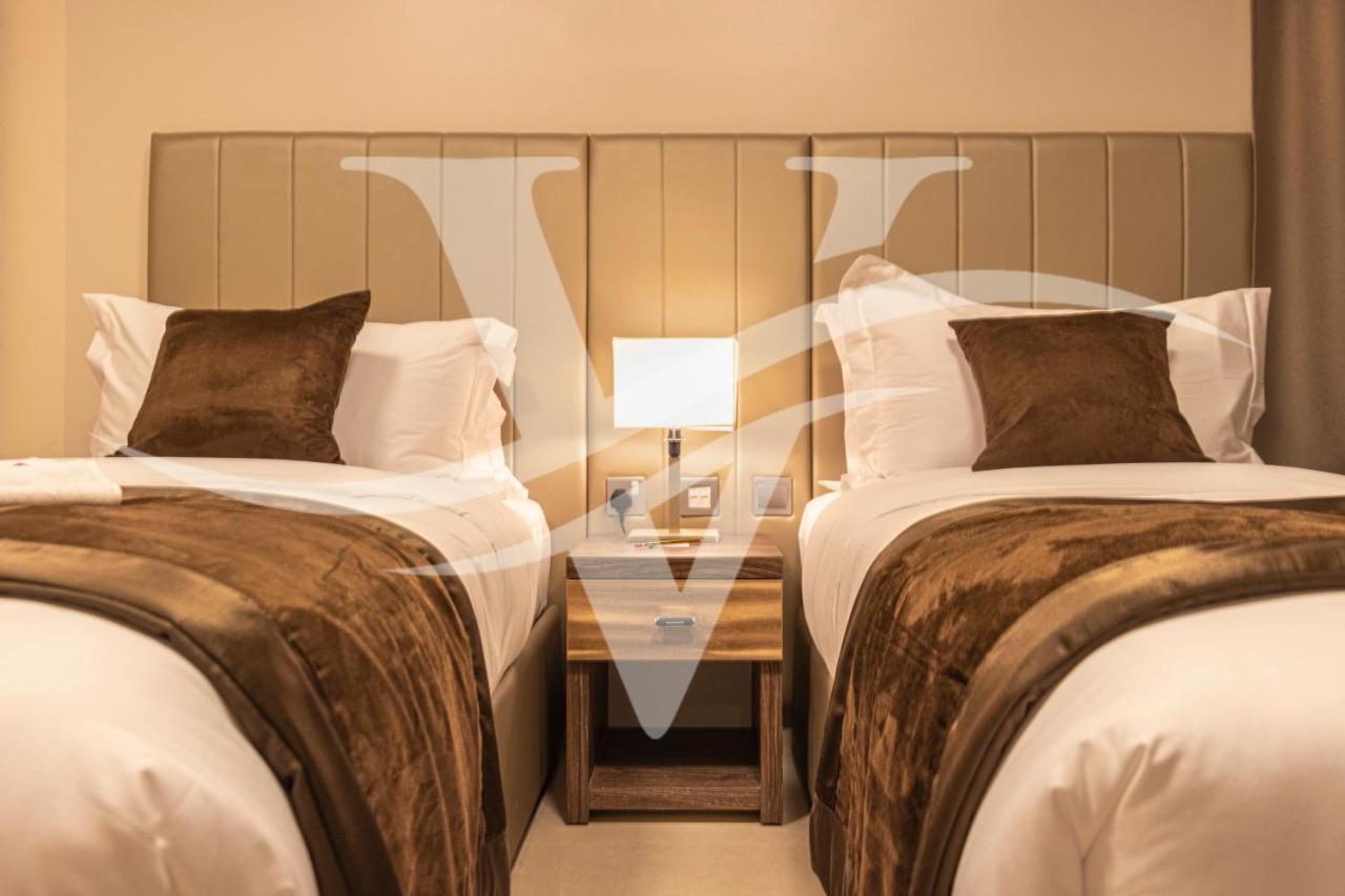Viola Hotel Apartments Sharjah Exterior photo